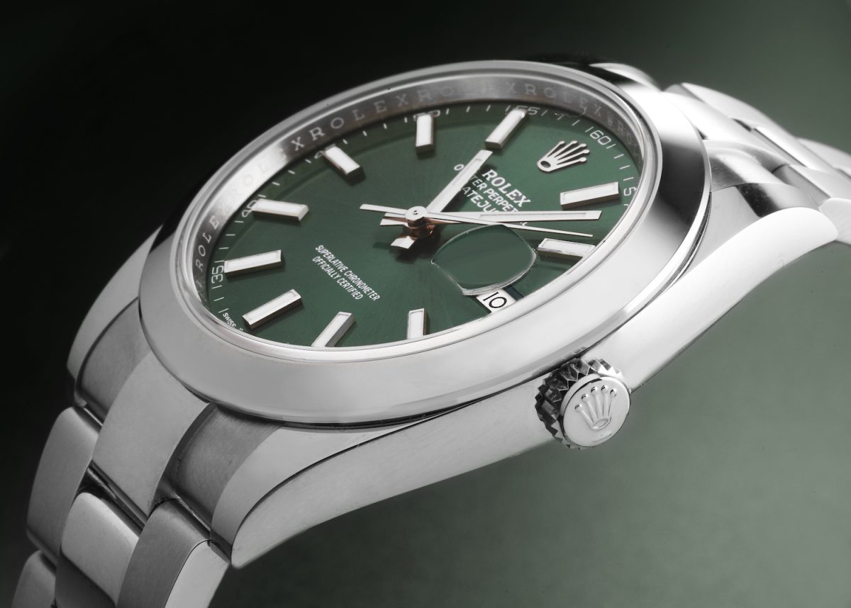 Rolex Datejust 41 Green Dial Smooth Bezel Steel Mens Watch 126300