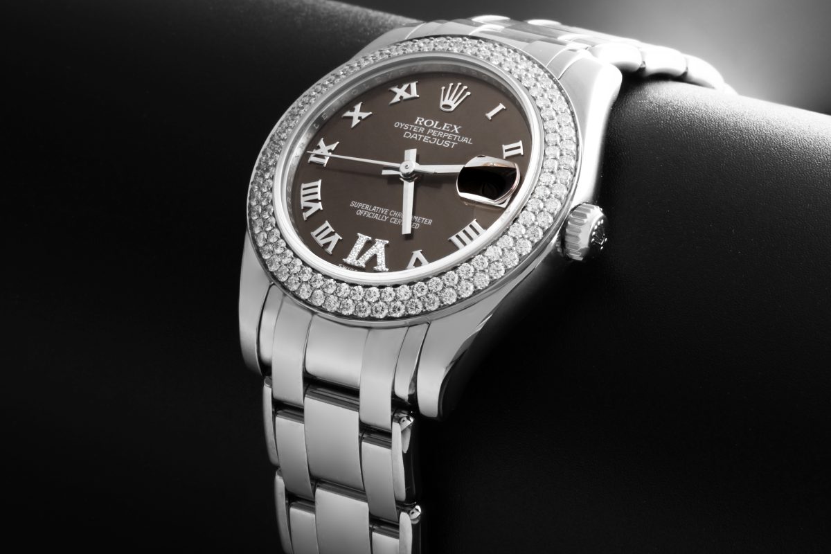 Rolex Pearlmaster 34 18k White Gold Diamond Dial Ladies Watch 81339